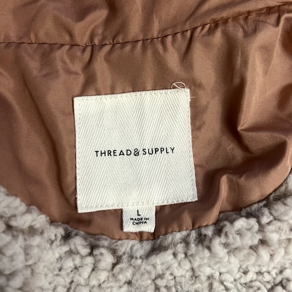 Jacket - Picture 4 of 5